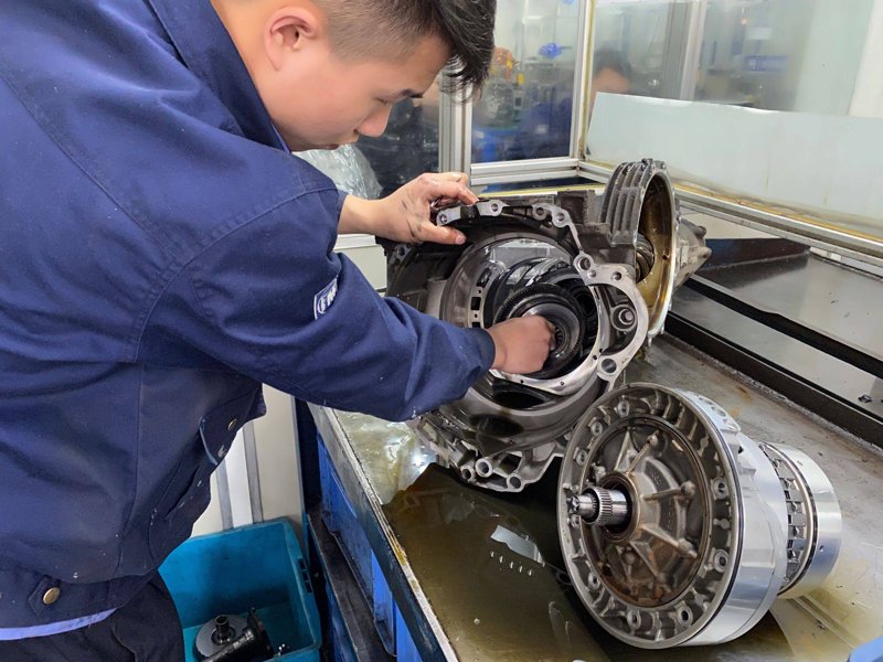 汽车维修行业:技术与服务的双重提升